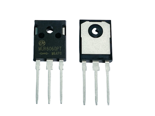60A600V ضوء ثنائي للتبديل عالي السرعة مع انخفاض تسرب التيار MUR6060PT